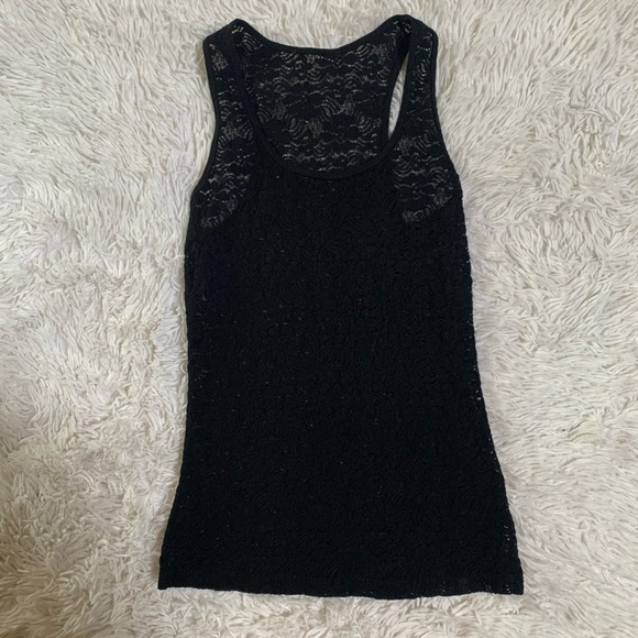 🦋Scoop neck, high back lace tank - Picture 2 of 8